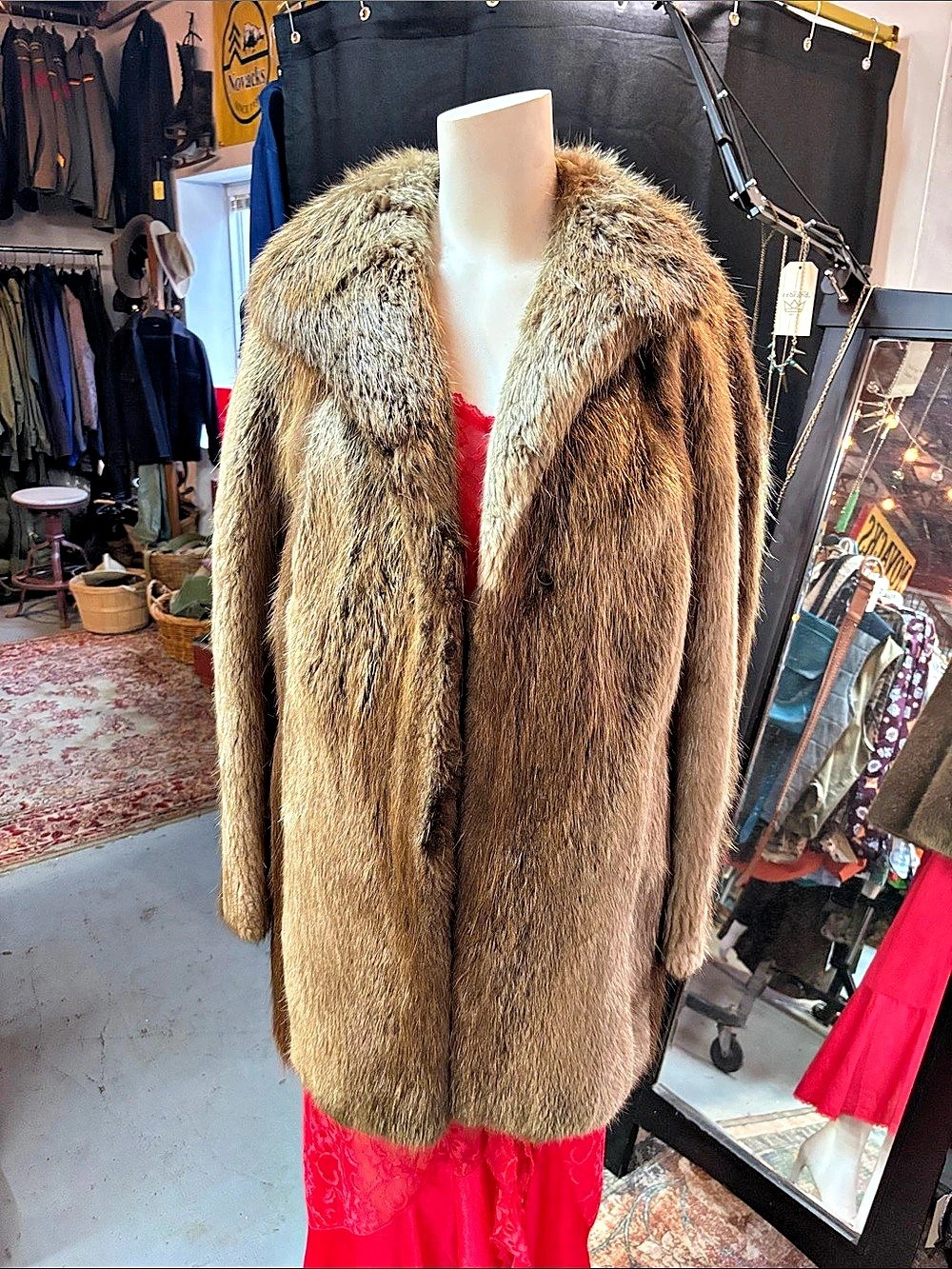 as “Vintage House of Appel Toronto Natural Brown Fur Coat – Possible Beaver”